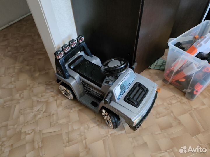 Аккумуляторный автомобиль