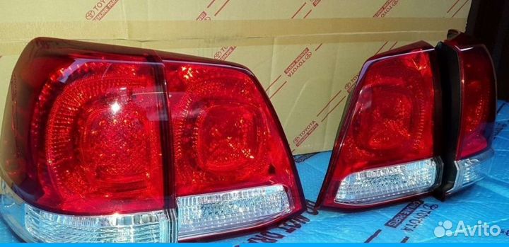 Фары Фонари решетка радиат Toyota Land Cruiser 200