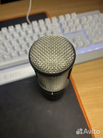 AKG P420 (студийный микрофон, комплект)