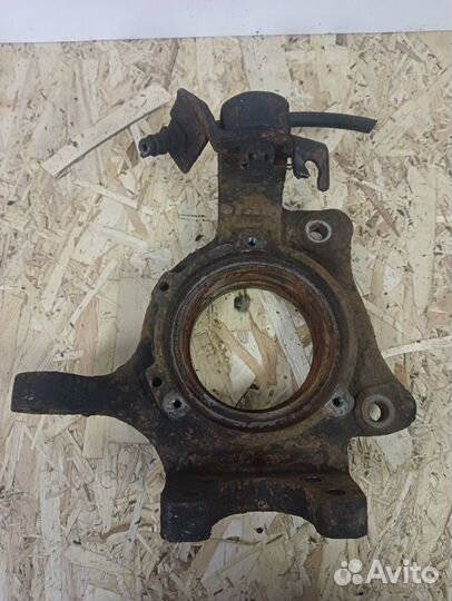 Кулак поворотный передний Ssangyong Kyron 1 D20DT