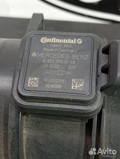 Расходомер воздуха Mercedes Sprinter W906 OM651
