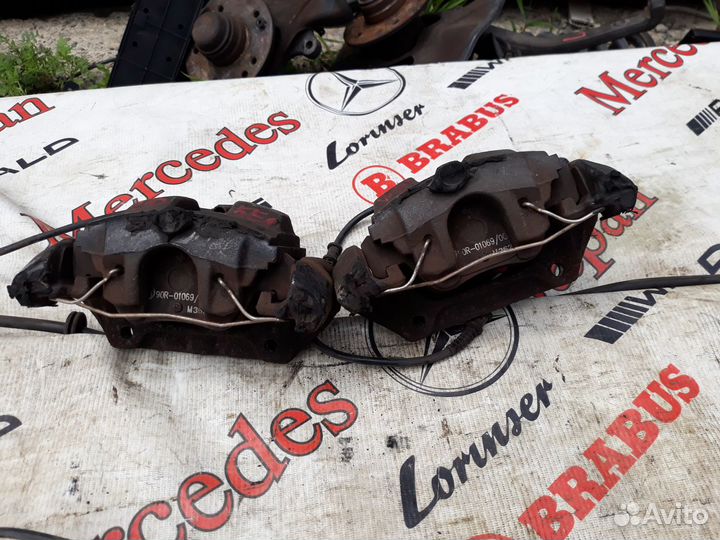 Суппорт передний L+R mercedes w210 90R-01069