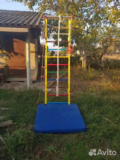 Продаётся детская спортивная стенка