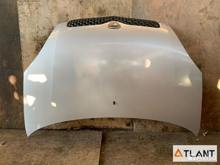 Капот toyota vitz