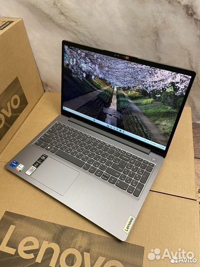 Lenovo новый 2024, 10 ядер i5 1235u 12Gen, 16gb