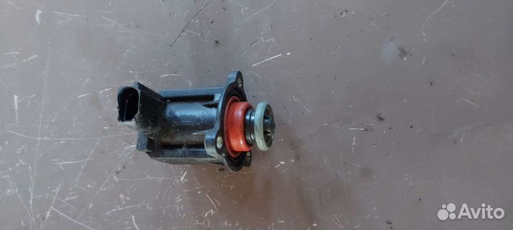 Клапан перепускной на Volkswagen Passat B6