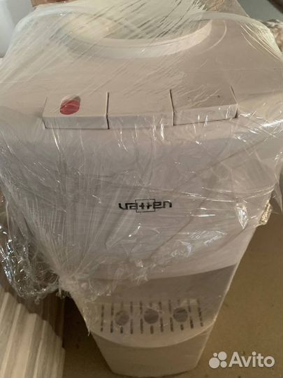 Кулер для воды напольный