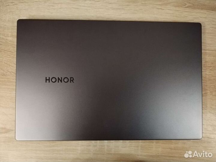 Ноутбук honor magicbook