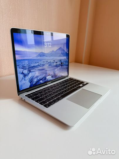 Apple MacBook Air M1 8 256