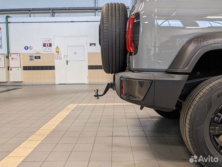 Фаркоп под квадрат Tank 300, 2021+ PT Group GWT229