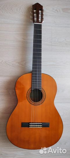 Классическая гитара yamaha c40