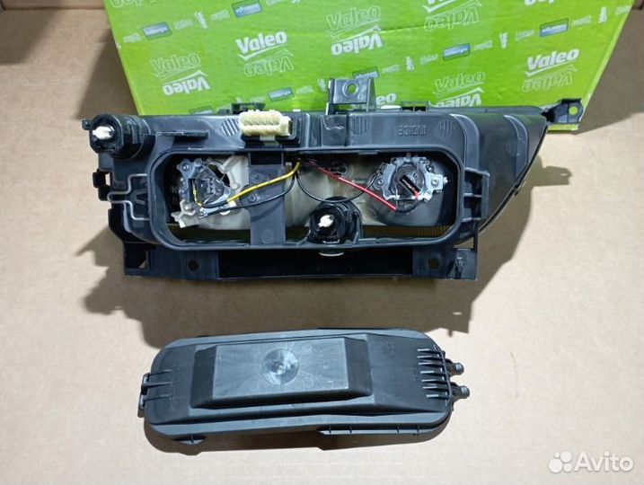 Фара противотуманная птф правая Citroen Xantia