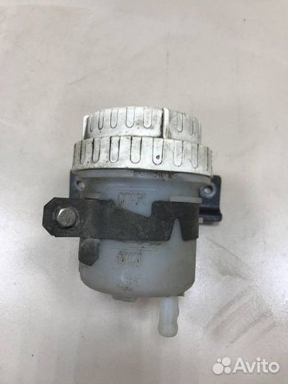 Бачок главного тормозного цилиндра