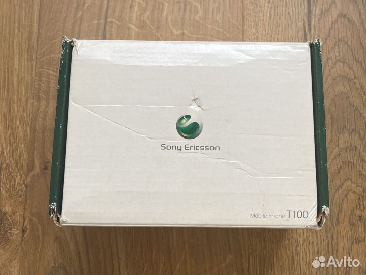 Коробка sony ericsson T100