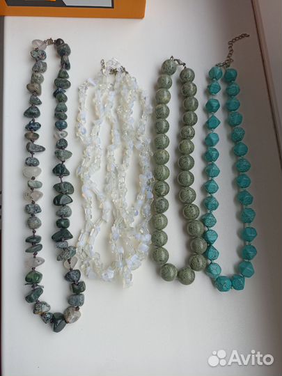 Бусы из натуральных камней