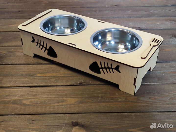 Тройная подставка для мисок с мисками