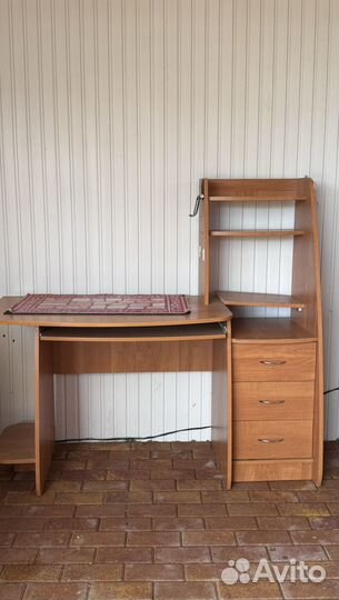 Компьютерный стол бу