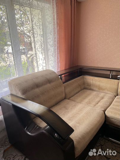 Угловой диван