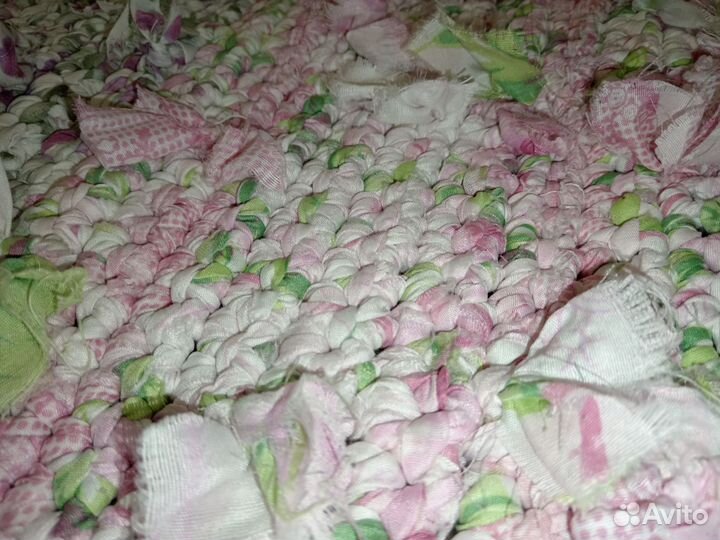 Коврик ручной работы