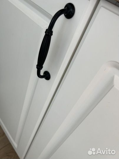 Дверная ручка Леруа