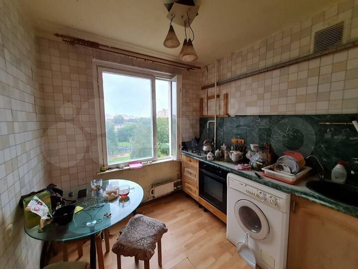 2-к. квартира, 43 м², 7/9 эт.