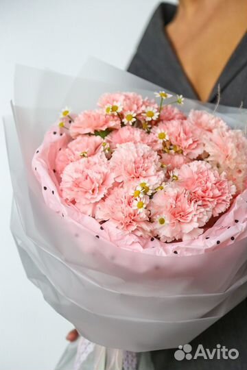 Букет с нежными диантусами. Доставка