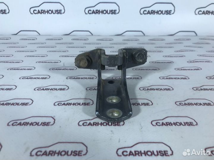 Петля двери задняя правая Mitsubishi Lancer 9 1.6