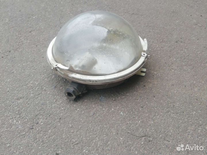Светильник 