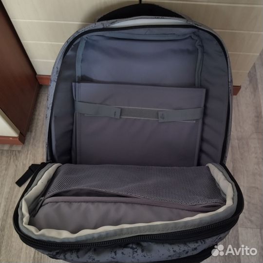 Школьный рюкзак новый для мальчика