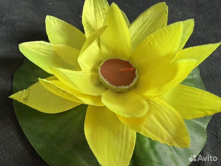 Плавающий фонарик новый