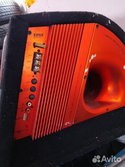 Активный сабвуфер