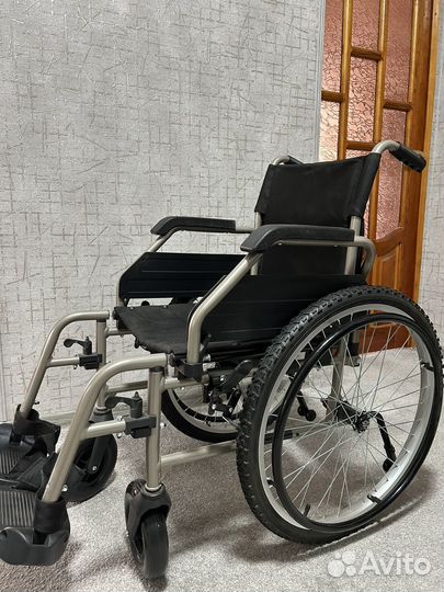 Инвалидная коляска Ortonica Base170