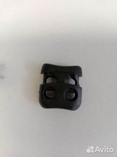 Зажим, фиксатор для резинки, шнура, черный