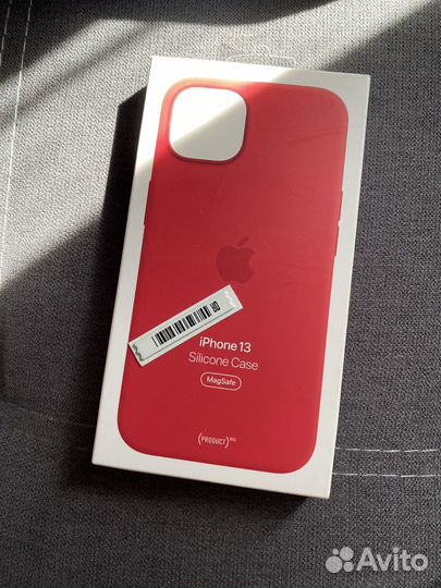 Чехол на iPhone 13