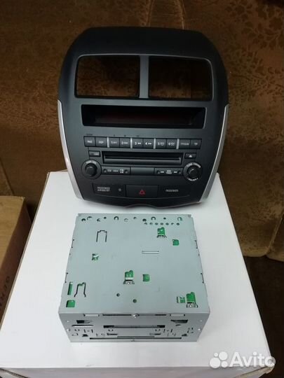 Автомобильная штатная магнитола Mitsubishi ASX