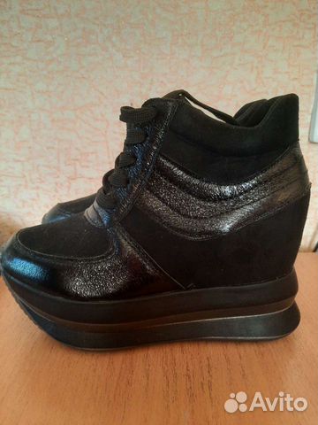 Ботинки женские 36 размер новые