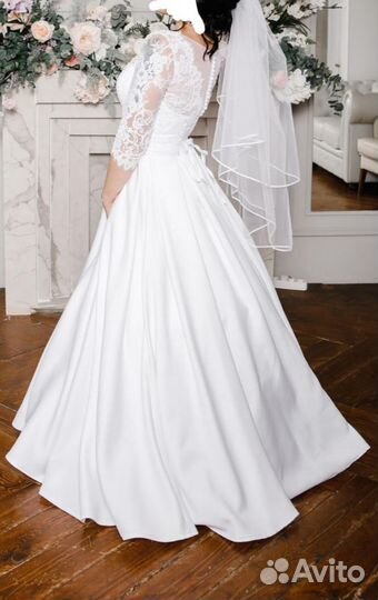 Свадебное платье 44 46 бу