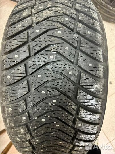 Yokohama Ice Guard IG65 275/40 R20 106T