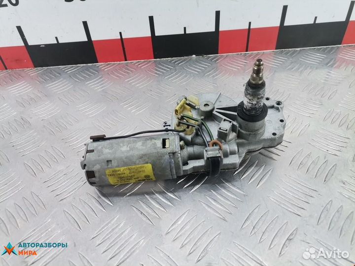 Моторчик заднего стеклоочистителя (дворника)