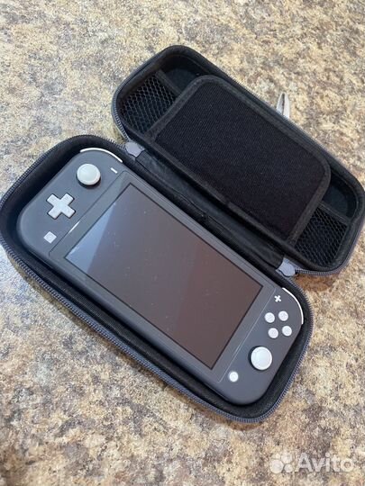 Nintendo switch lite прошитая(чип)