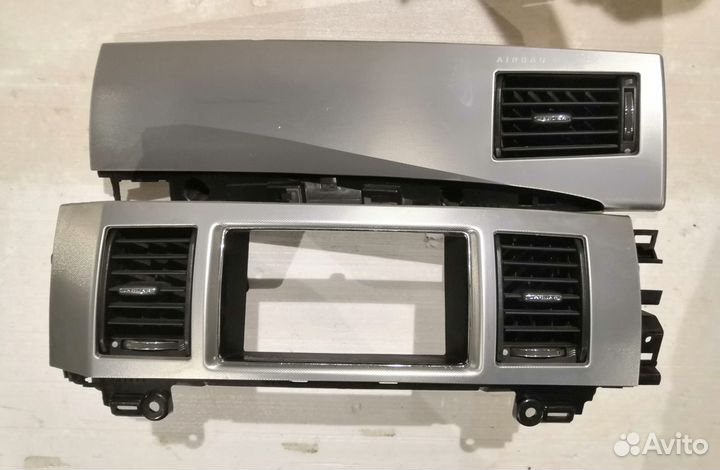 Воздуховод салона Jaguar XF