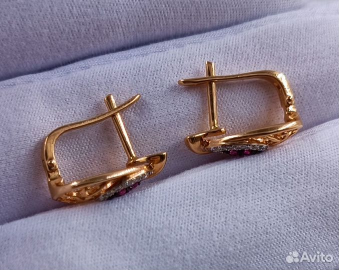 Золотые Серьги 585 пробы с бриллиантами. Рассрочка