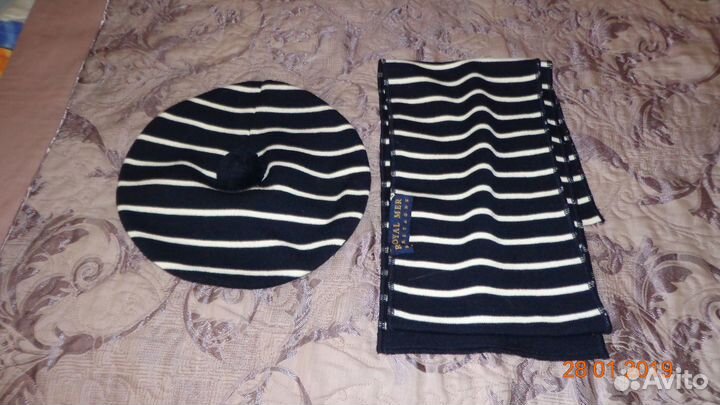 Комплект шапка и шарф