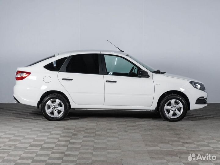 LADA Granta 1.6 МТ, 2021, 10 261 км