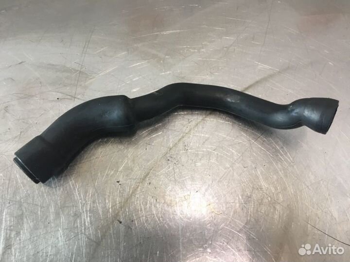 Патрубок (трубопровод, шланг) Mercedes C-Class