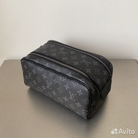 Косметичка louis vuitton Dopp Kit