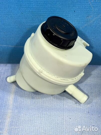 Бачок гидроусилителя гур LADA largus 2 ларгус