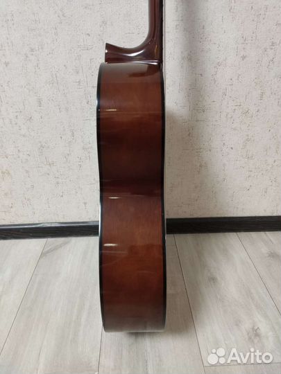 Классическая гитара yamaha c40