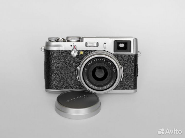 Fujifilm FinePix X100 фотоаппарат