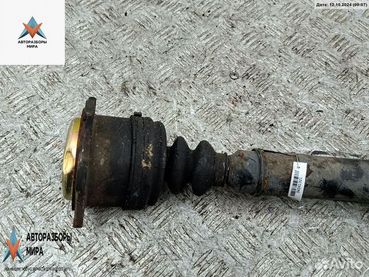 Полуось передняя левая (приводной вал, ШРУС) Audi